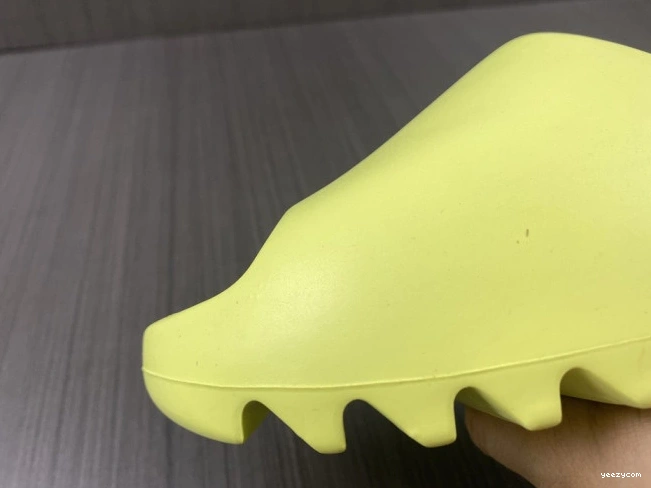Slide GX6138 Adidas Yeezy Green 0710